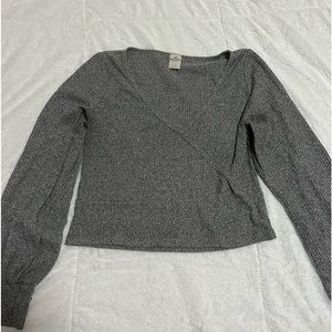 Long sleeve grey Holister shirt. Size L